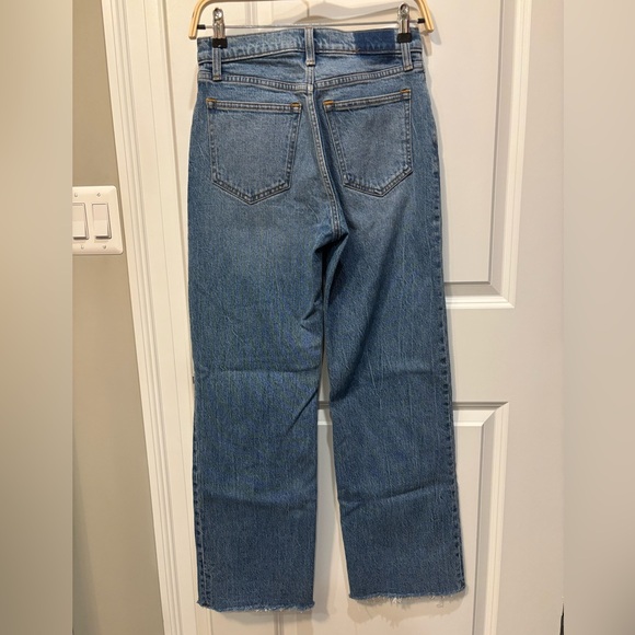 Abercrombie & Fitch 90s Relaxed High Rise Jean (size 25 0S) - Picture 3 of 4